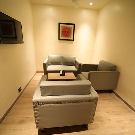 Hotel Marigold บูบันเนสชวาร์ ห้อง รูปภาพ
